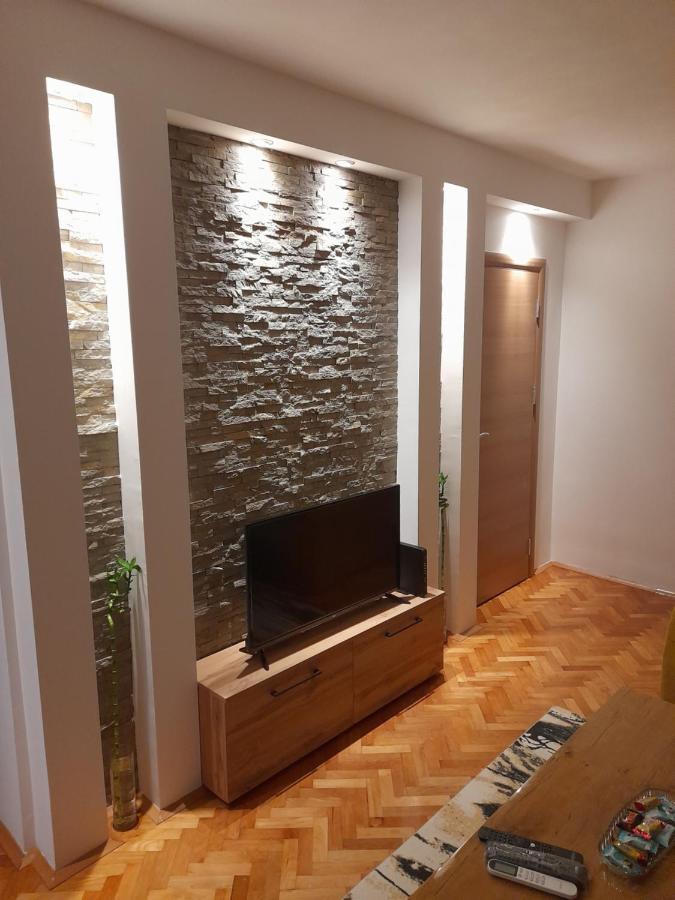 Holiday Apartaments 2 Nisz Zewnętrze zdjęcie
