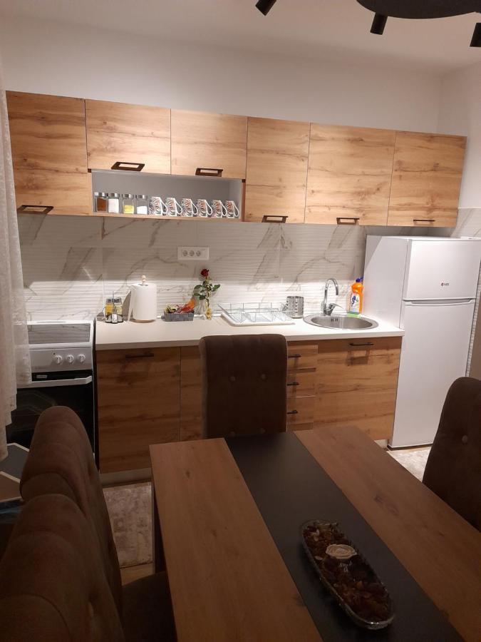 Holiday Apartaments 2 Nisz Zewnętrze zdjęcie