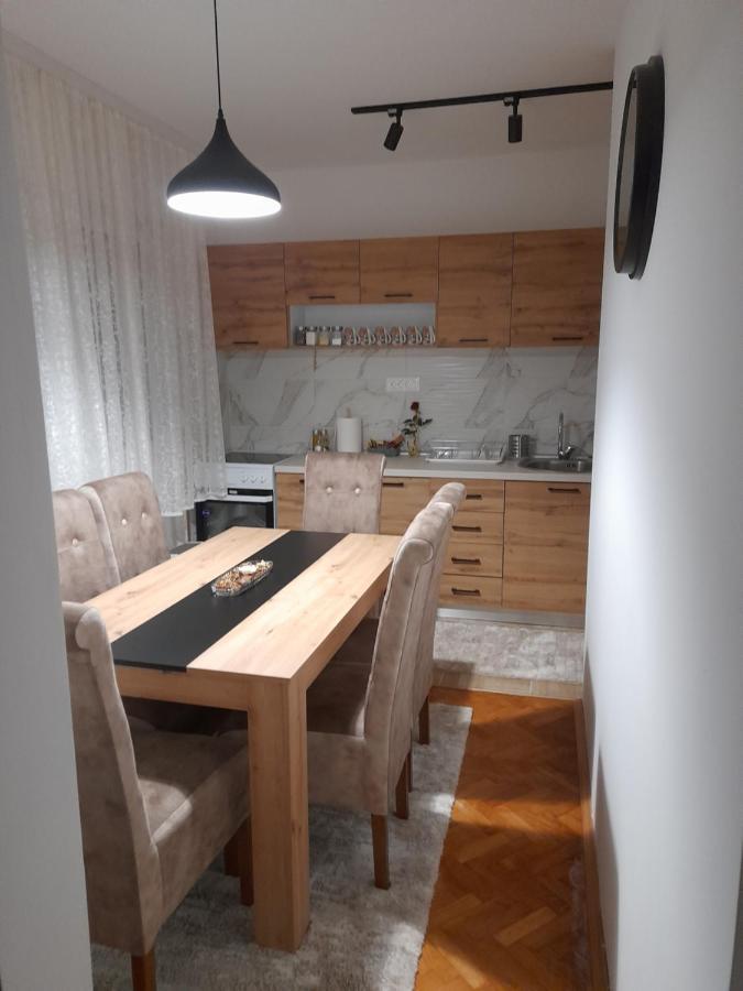 Holiday Apartaments 2 Nisz Zewnętrze zdjęcie